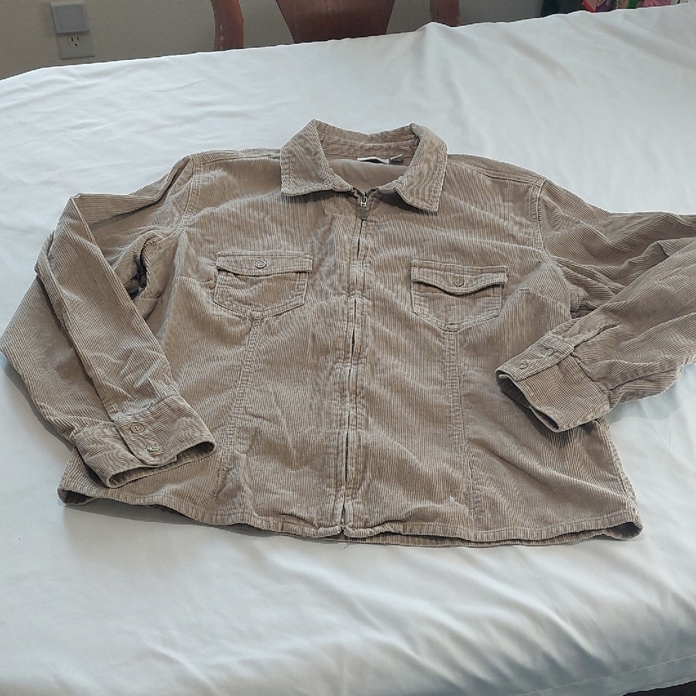 Sonoma Tan Corduroy Jacket. Great Condition Zips Up ! Warm And Comfy .Size XL